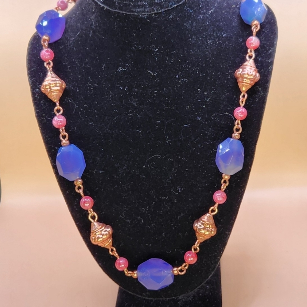 Dark Blue Agate, Thulite and Copper Linked Necklace